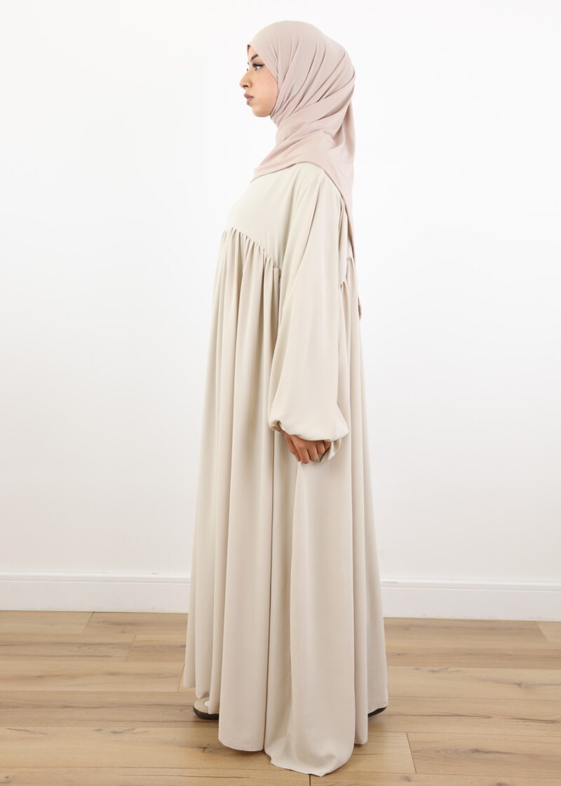 Alternative view of Abaya El Malika – Stone
