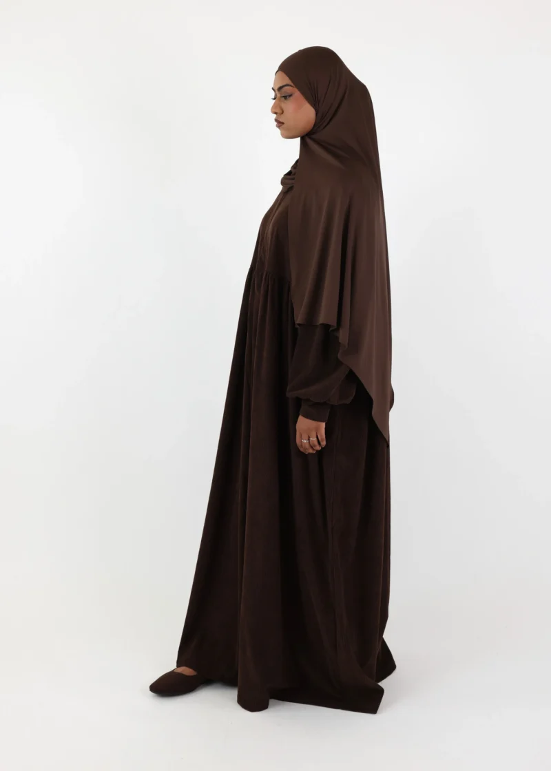 Abaya Mayssa – Warm Corduroy Abaya – Coffee - Image 3
