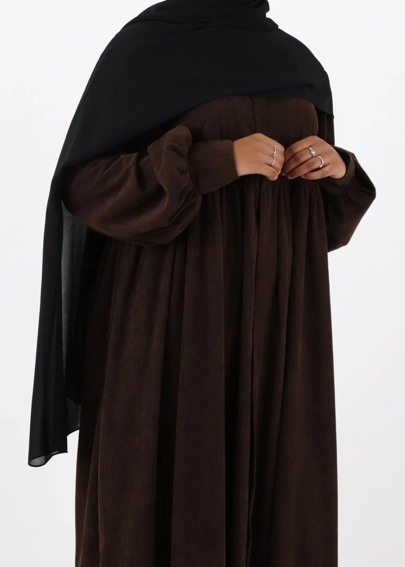 Abaya Mayssa – Warm Corduroy Abaya – Coffee - Image 4