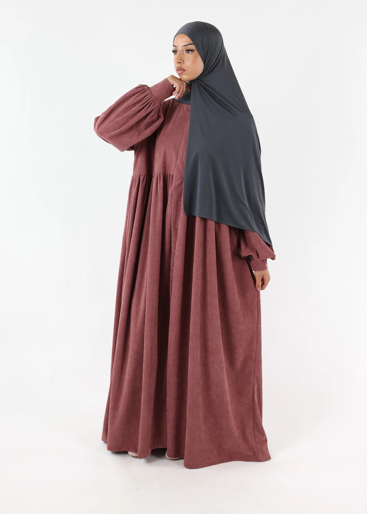 Abaya Mayssa – Warm Corduroy Abaya – Dusty Purple