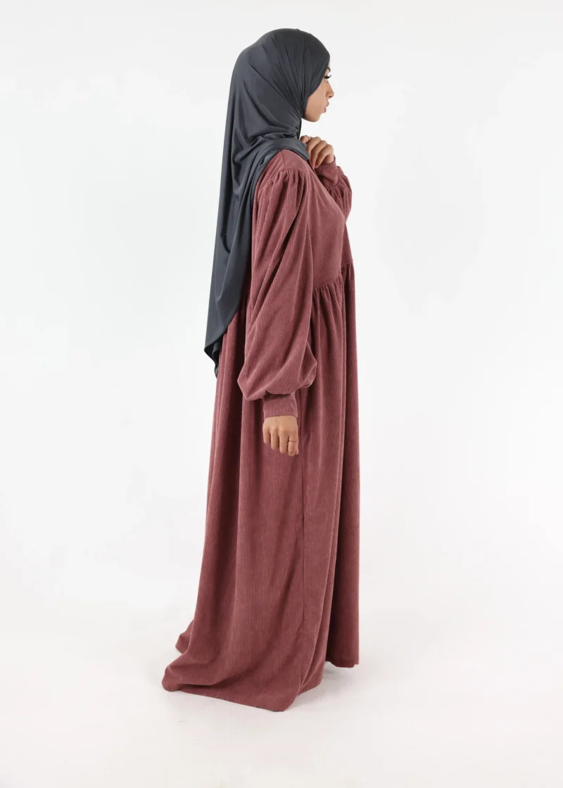 Alternative view of Abaya Mayssa – Warm Corduroy Abaya – Dusty Purple