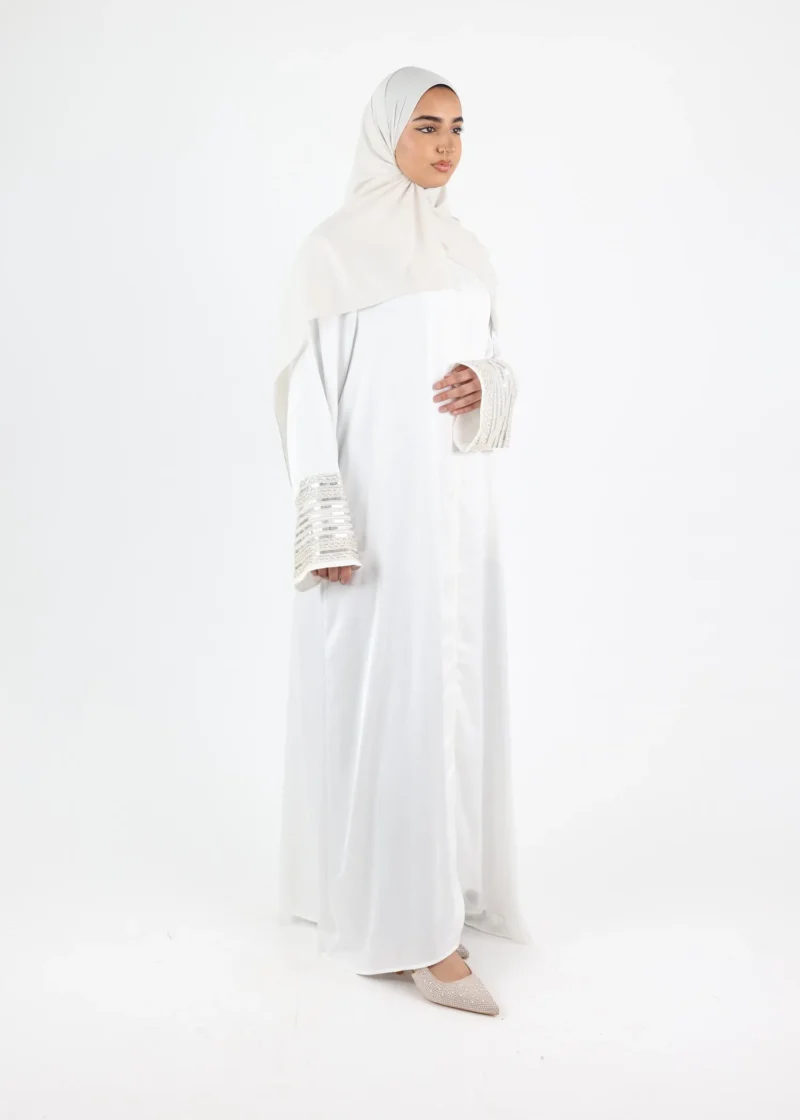 Abaya Amal - Beaded Sleeve White