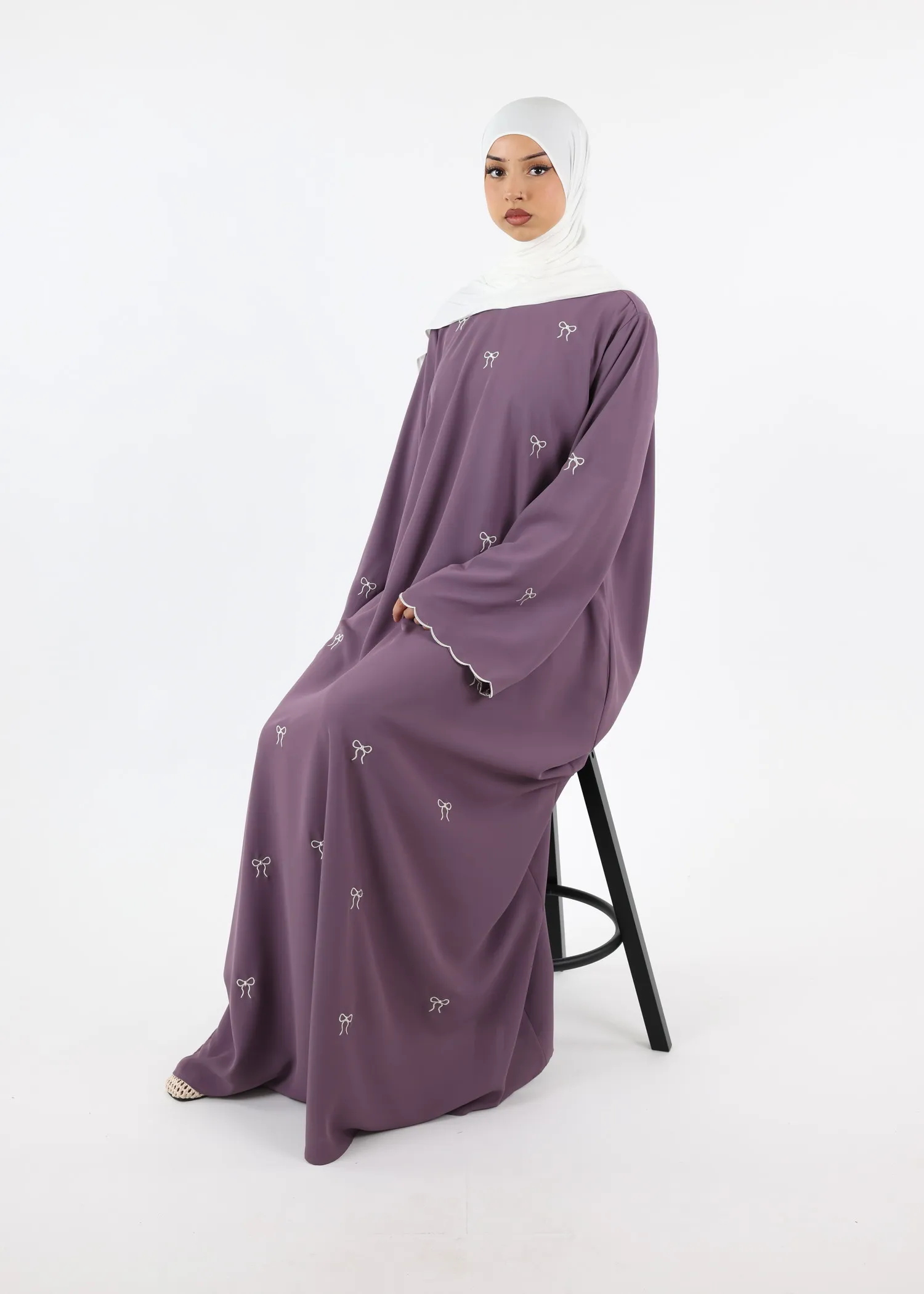 Abaya Wiam – Embroidered Abaya – Soft Crepe Fabric - Dusty Purple