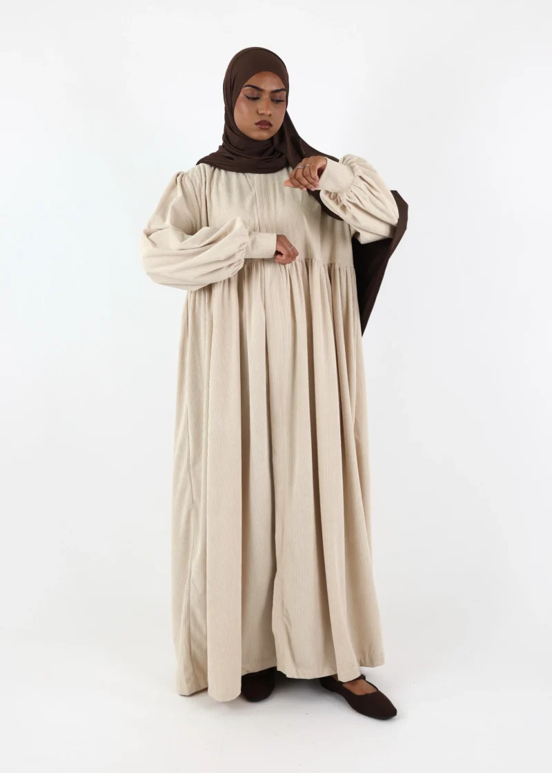 Alternative view of Abaya Mayssa – Warm Corduroy Abaya – Cream