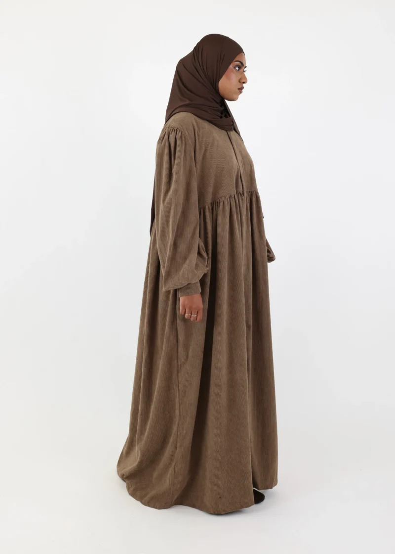 Abaya Mayssa – Warm Corduroy Abaya – Mocha - Image 4