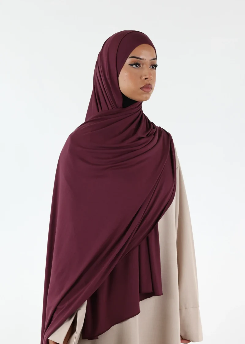 Alternative view of Jersey closed-cap underscarf - Soft Viscose - Burgundy