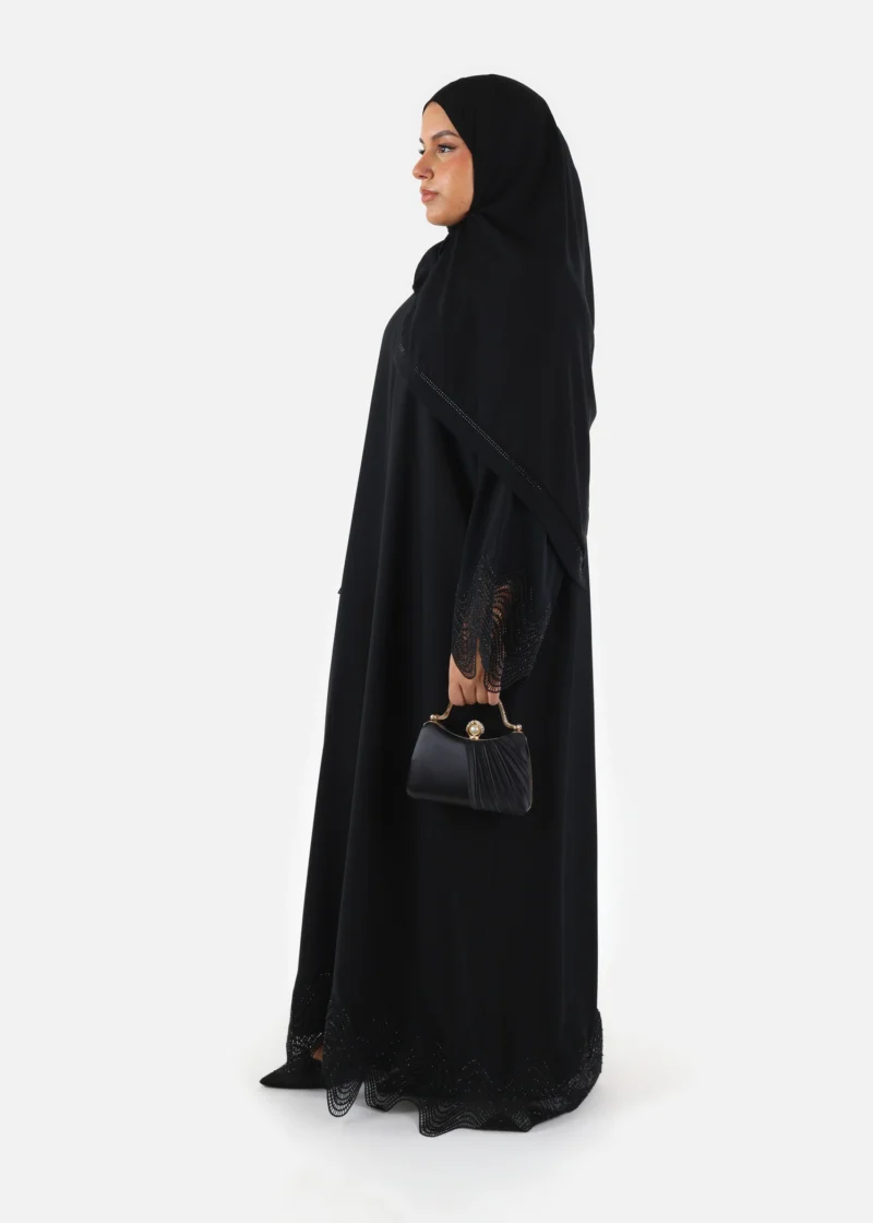 Sculpted Wave Abaya - Image 8