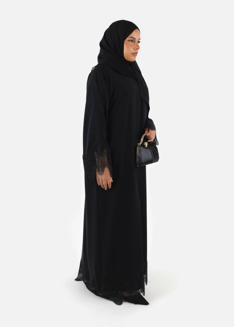 Sculpted Wave Abaya - Image 6