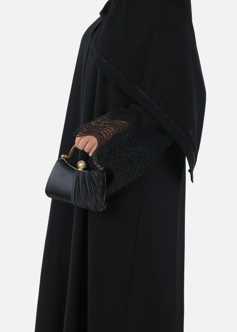 Sculpted Wave Abaya - Image 9