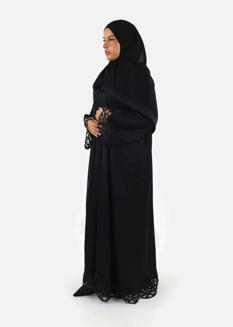 Sculpted Bloom Abaya - Image 8