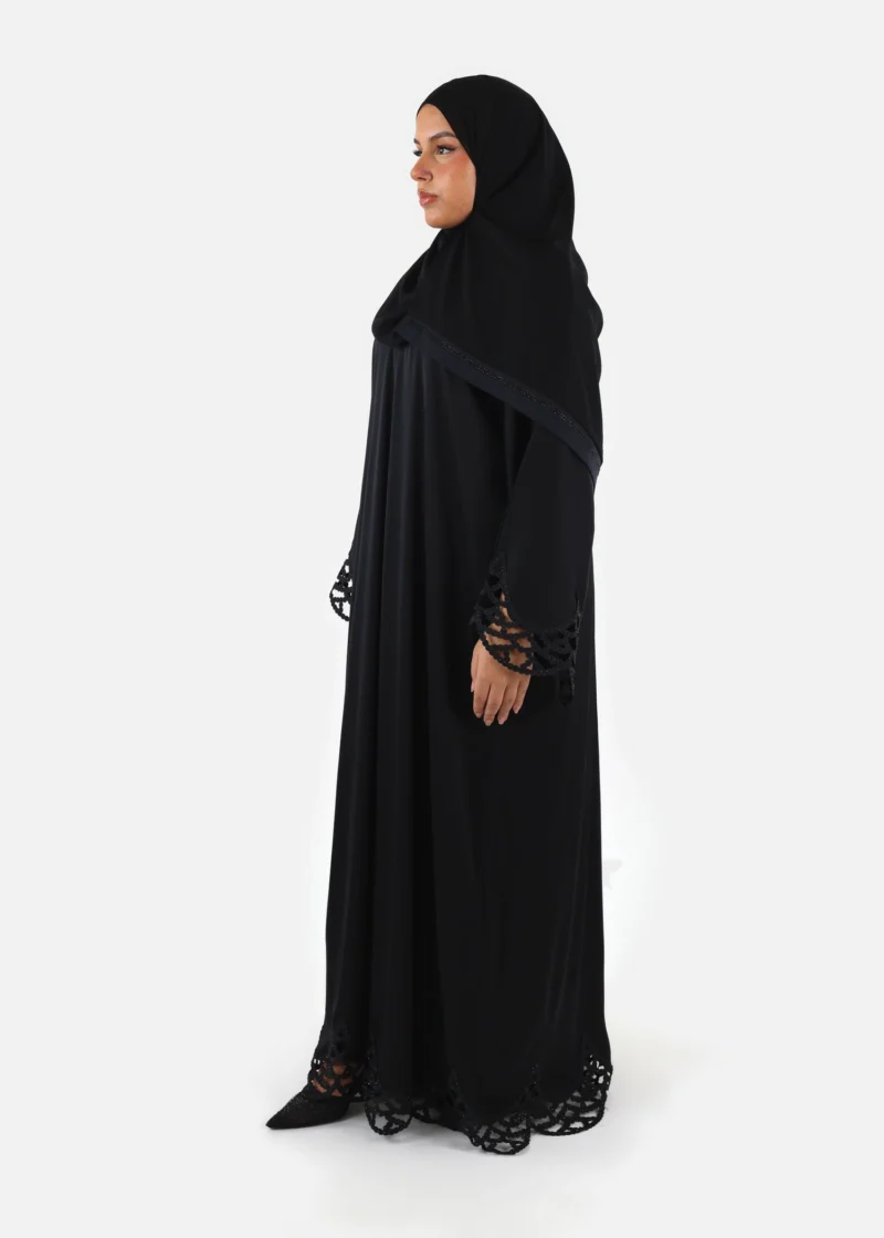 Sculpted Bloom Abaya - Image 7