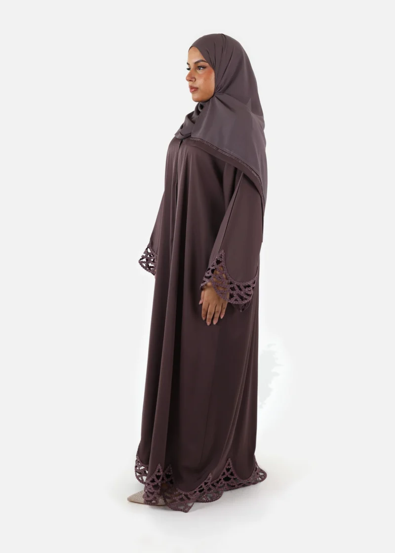 Sculpted Bloom Abaya - Image 4